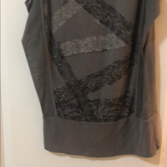 Miss Me Grey Super Fun Top - Med - Picture 2 of 8